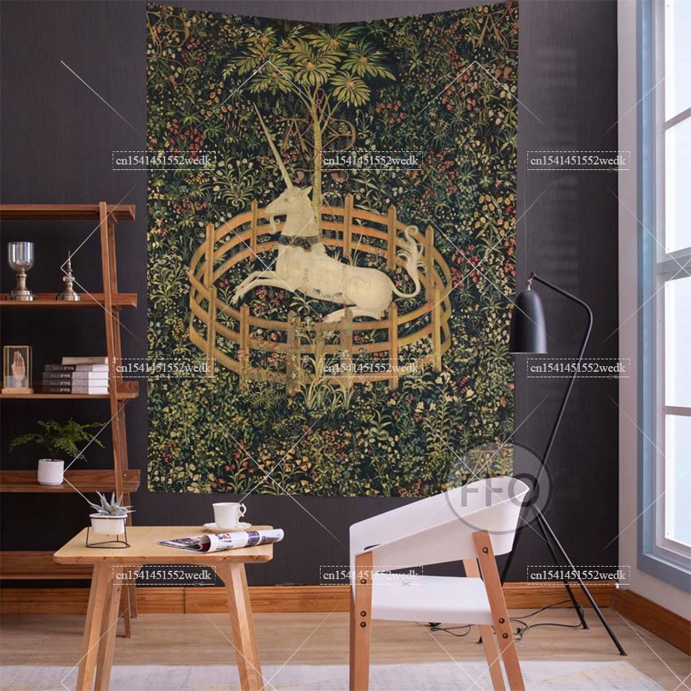 The Unicorn In Captivity Wall  - огляд і ціна Mat Pilates Yoga